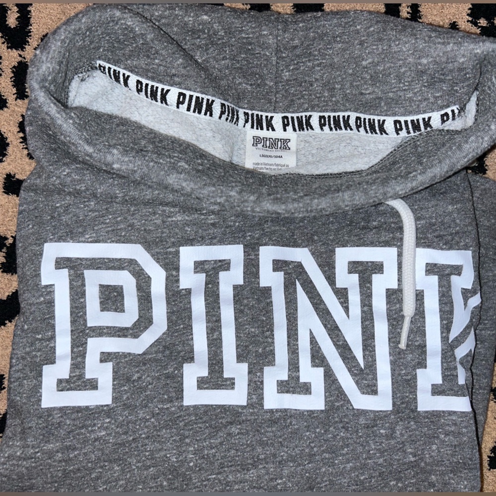 VS PINK CREWNECK LG
